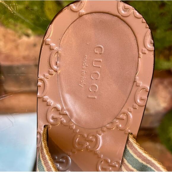 Preowned Pink Embossed Leather Guccissima Sandels - Picture 6 of 8